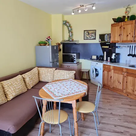 Appartement Апартамент Валентино С Басейн И Паркомясто *
